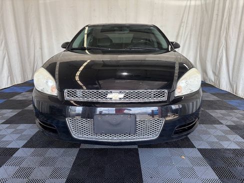 Used 2014 Chevrolet Impala LT w/ LT Sunroof Package FWD image 3