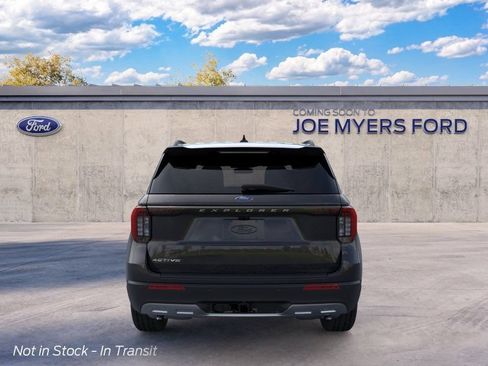 New 2026 Ford Explorer Active w/ Active Comfort Package RWD image 5