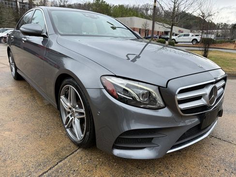 Used 2019 Mercedes-Benz E 450 E450 4MATIC Sedan image 7