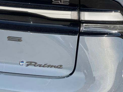 Certified 2024 Toyota Prius Prime SE image 23