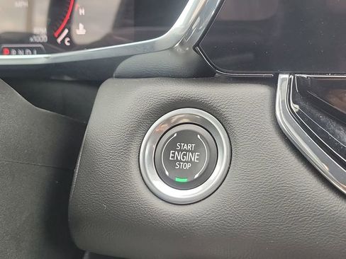 Used 2023 GMC Canyon Elevation w/ Elevation Premium Package image 35