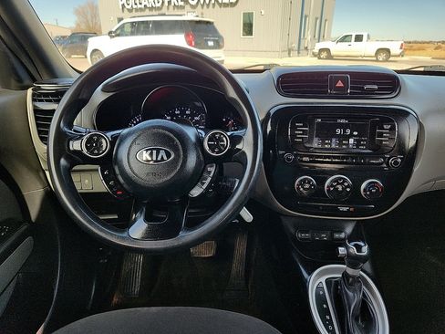 Used 2018 Kia Soul image 6