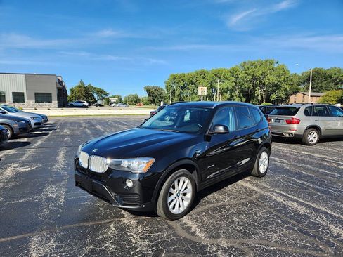 Used 2017 BMW X3 xDrive28i AWD/4WD image 2