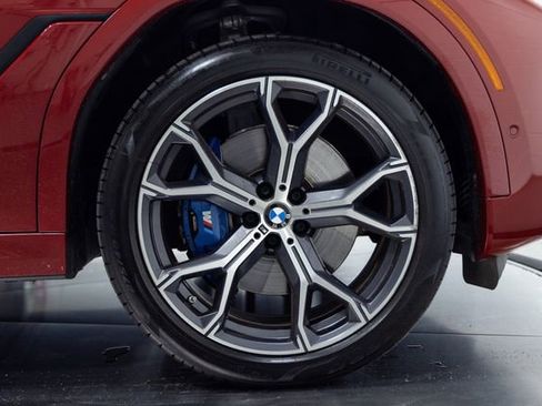 Used 2022 BMW X6 xDrive40i w/ M Sport Package image 27