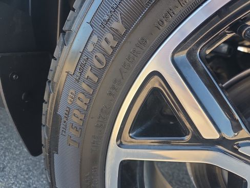 New 2025 Ford Maverick Lariat w/ 4K Tow Package image 13