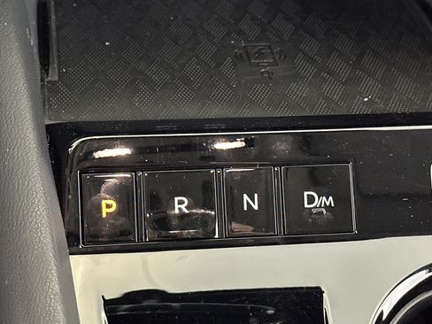 Certified 2025 Nissan Murano SL image 26