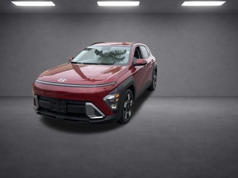 Used 2024 Hyundai Kona SEL FWD image 6