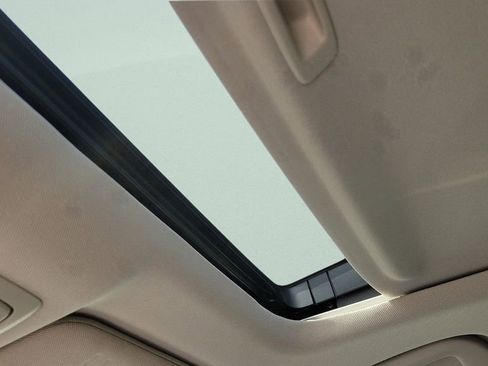 Used 2019 Honda Accord EX-L image 28