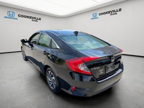 Used 2018 Honda Civic EX image 11