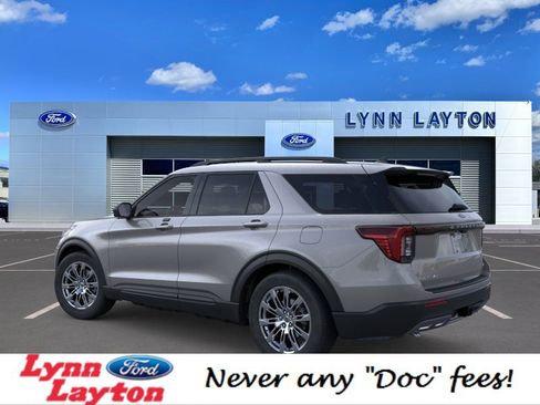 New 2026 Ford Explorer Active w/ Active Comfort Package image 4