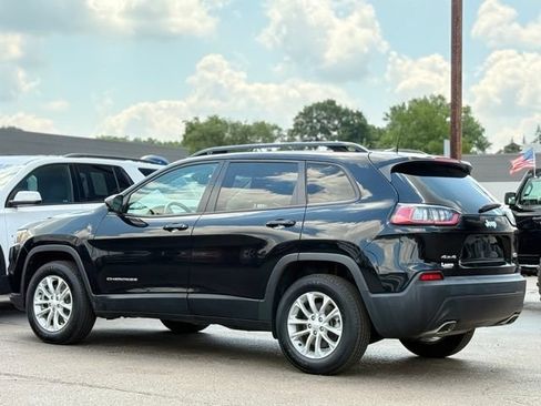 Used 2022 Jeep Cherokee Latitude Lux w/ Sun & Sound Group AWD/4WD image 40
