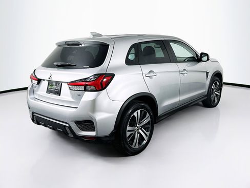 Used 2025 Mitsubishi Outlander Sport SE image 9