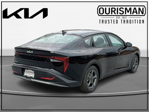 New 2025 Kia K4 LXS image 4