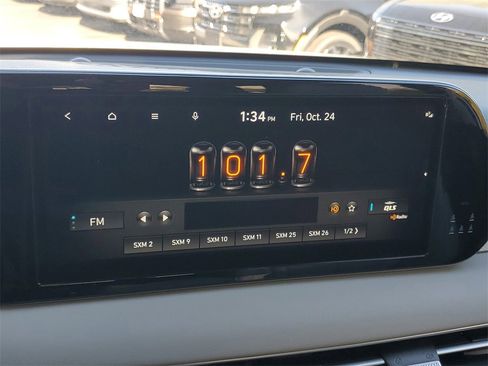 Used 2023 Hyundai Palisade SEL w/ Premium Package image 16