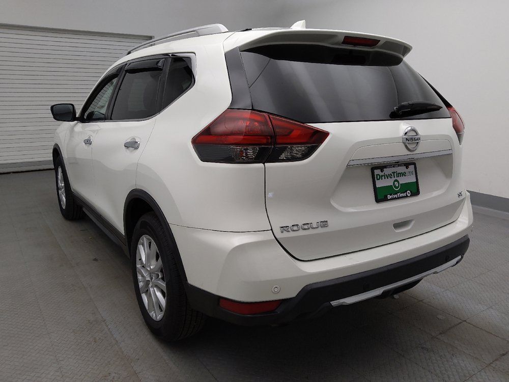 Used 2020 Nissan Rogue SV FWD image 5