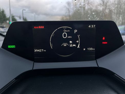 Used 2023 Toyota Prius LE image 11