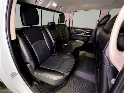 Used 2018 RAM 1500 Laramie w/ Convenience Group image 26