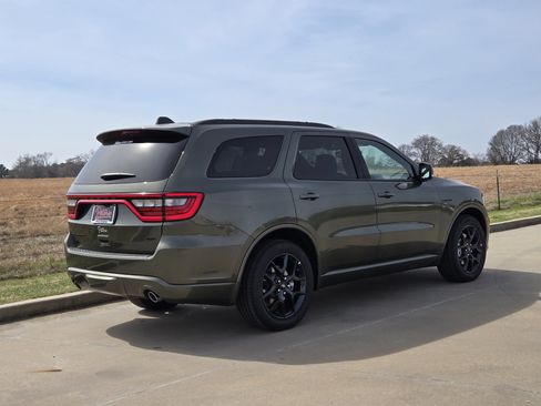 New 2026 Dodge Durango GT image 3