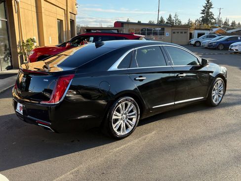 Used 2019 Cadillac XTS Luxury image 7