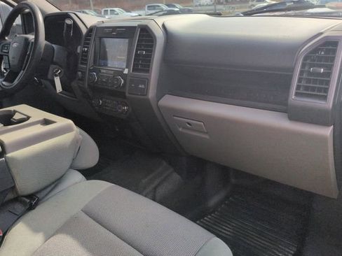 Used 2022 Ford F250 XL w/ STX Appearance Package image 28