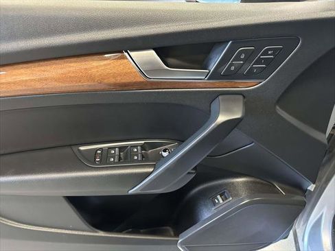 Used 2023 Audi Q5 2.0T Premium image 15