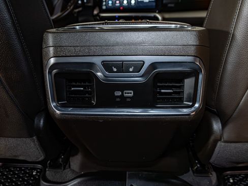 Used 2025 GMC Sierra 2500 Denali w/ Denali Reserve Package AWD/4WD image 25