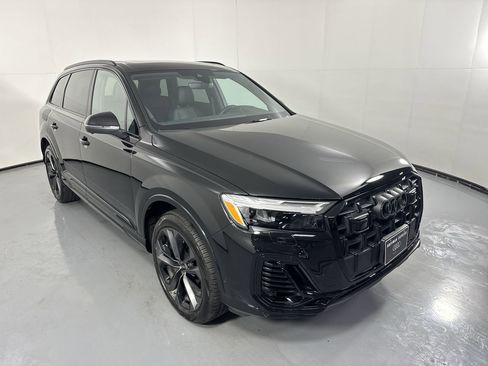 Used 2025 Audi Q7 3.0T Premium Plus w/ Premium Plus Package AWD/4WD image 28