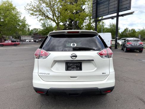 Used 2015 Nissan Rogue FWD image 6