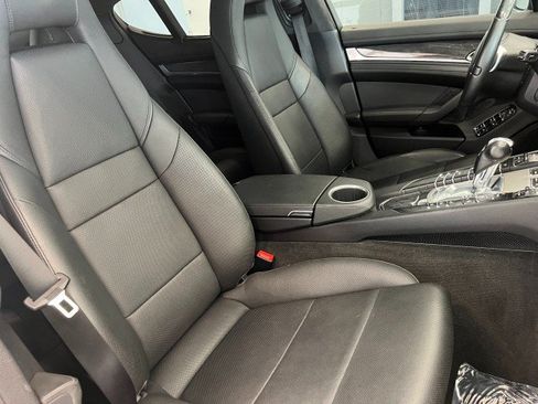 Used 2013 Porsche Panamera 4 image 15