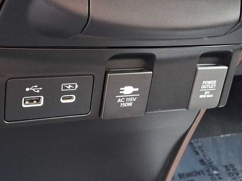 Used 2025 Honda Odyssey Elite image 26