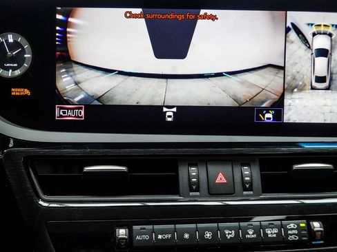Used 2022 Lexus ES 350 Ultra Luxury w/ Accessory Package 2 FWD image 32
