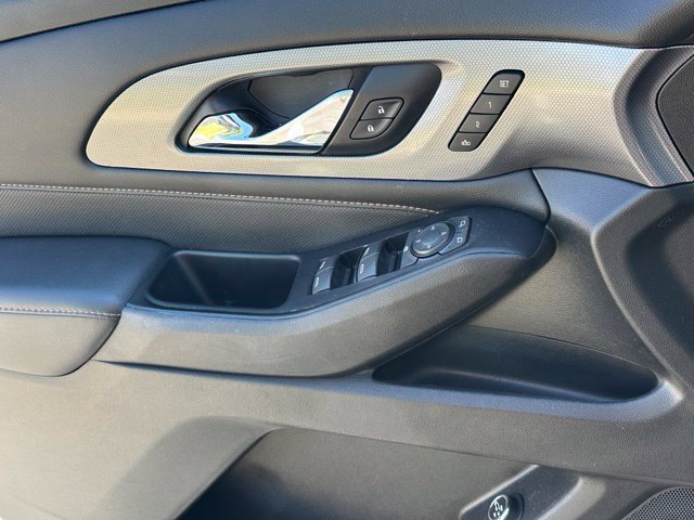 Used 2019 Chevrolet Traverse Premier w/ LPO, Floor Liner Package AWD/4WD image 31