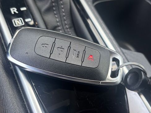 Used 2025 Nissan Sentra SV FWD image 21