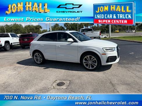 Used 2017 Audi Q3 2.0T Prestige w/ Prestige Package FWD image 16