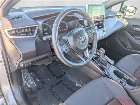 Used 2026 Toyota Corolla SE w/ SE Package FWD image 10