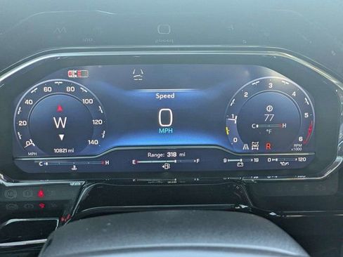 Used 2025 Chevrolet Silverado 1500 High Country w/ Midnight Edition AWD/4WD image 23