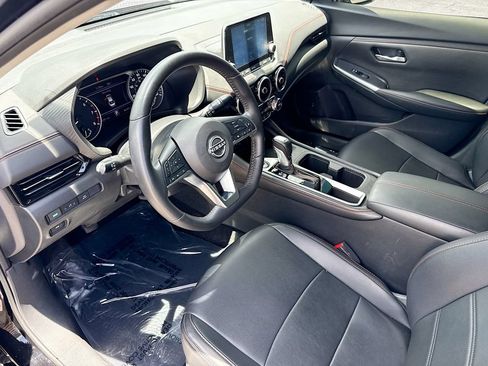 Used 2024 Nissan Sentra SR w/ SR Premium Package FWD image 24
