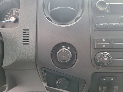 Used 2014 Ford F250 XL w/ XL Value Package image 17