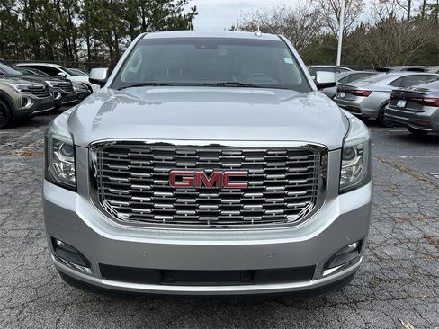 Used 2019 GMC Yukon Denali w/ Denali Ultimate Package image 2