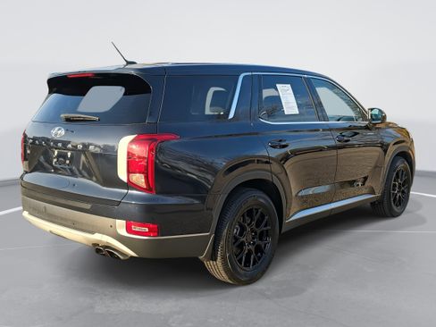 Used 2022 Hyundai Palisade SE w/ Cargo Package image 5