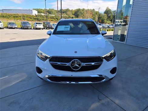 Used 2026 Mercedes-Benz GLC 300 4MATIC image 10