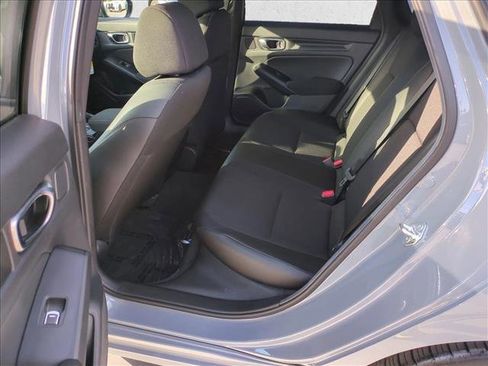 Used 2025 Honda Civic Sport image 17