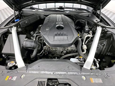 Used 2021 Genesis G70 2.0T w/ Elite Package image 10