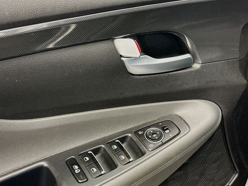 Used 2023 Hyundai Santa Fe SEL image 15