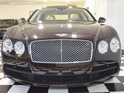 Used 2015 Bentley Flying Spur V8 image 4