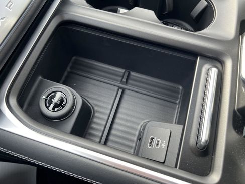 New 2026 Ford Expedition Max Platinum w/ Stealth Performance Package image 40