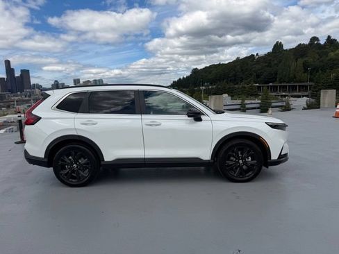 Certified 2024 Honda CR-V Sport Touring image 3