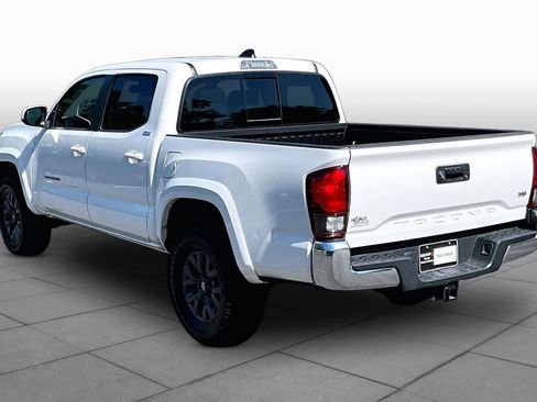 Used 2023 Toyota Tacoma SR5 RWD image 12