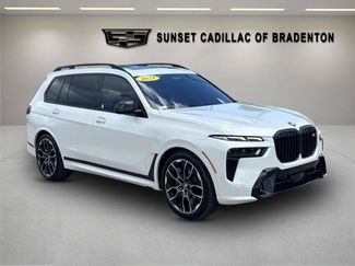 Used 2025 BMW X7 M60i AWD/4WD video 1