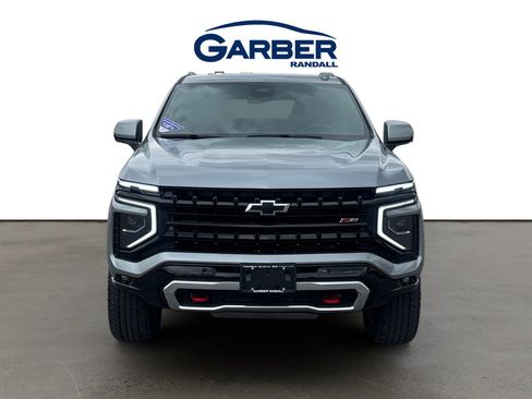 Used 2025 Chevrolet Tahoe Z71 w/ Comfort Package AWD/4WD image 8